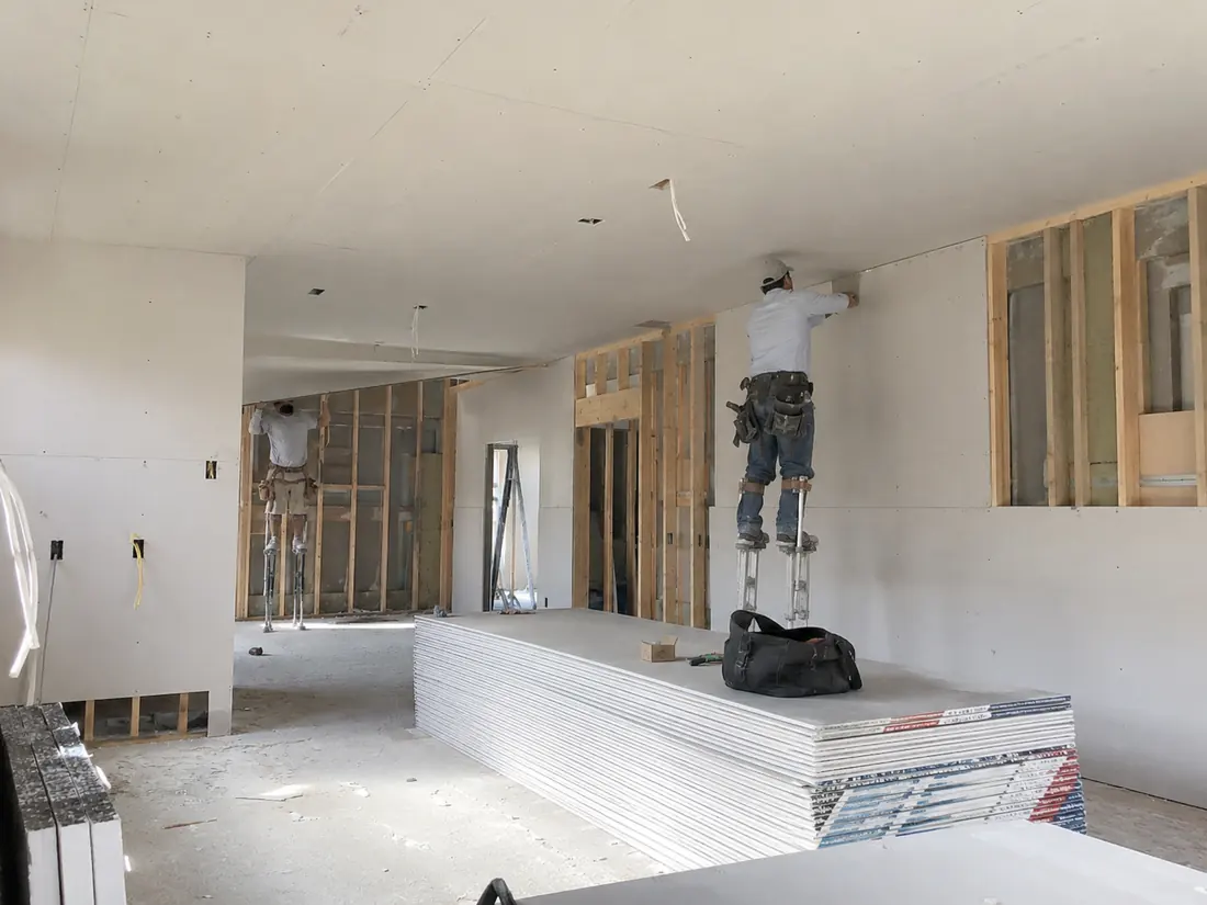 New drywall being installed in a Shreveport home